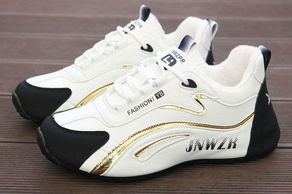 Chaussure de style marche